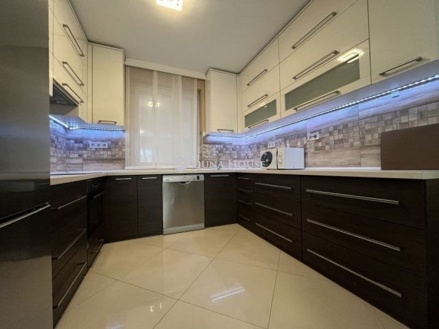 Eladó ikerház, Kecskeméten 104 M Ft, 4 szobás