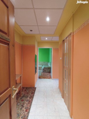 Eladó panellakás, Kaposszekcsőn 15 M Ft, 2 szobás