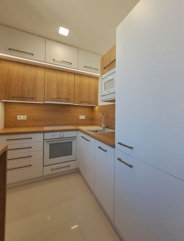 Kiadó panellakás, albérlet, Győrött 210 E Ft / hó, 2 szobás