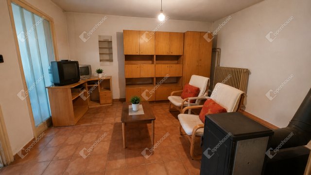 Eladó családi ház, Csikvándon 19.99 M Ft, 3 szobás