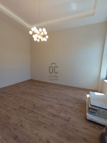 Eladó téglalakás, Debrecenben, Piac utcában 52.9 M Ft, 1 szobás