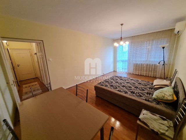 Kiadó panellakás, albérlet, Székesfehérvárott 180 E Ft / hó