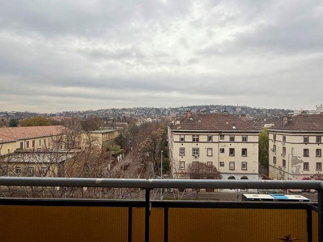 Eladó téglalakás, Budapesten, XI. kerületben, Bocskai úton