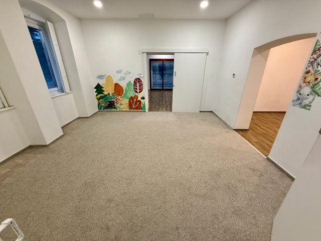 Kiadó iroda, Móron 150 E Ft / hó / költözzbe.hu