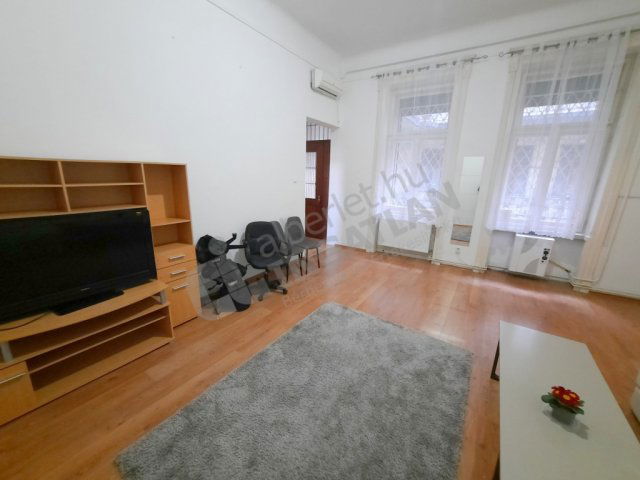 Kiadó téglalakás, albérlet, VII. kerületben, Damjanich utcában