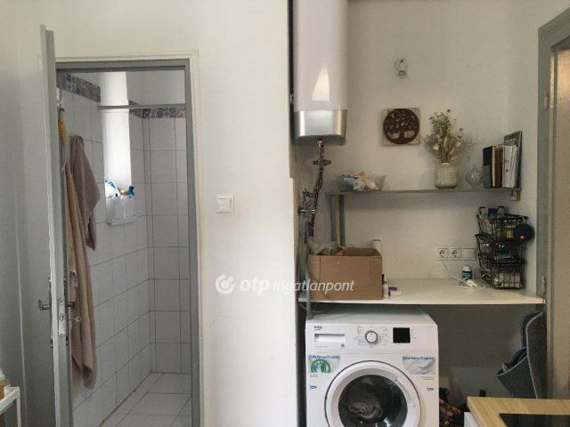 Eladó téglalakás, Budapesten, III. kerületben 59.9 M Ft