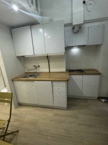 Kiadó téglalakás, albérlet, VI. kerületben, Aradi utcában