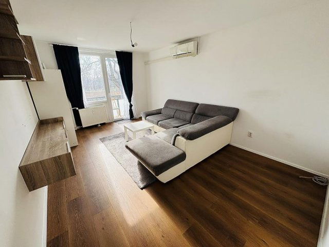 Eladó panellakás, Dunakeszin 79 M Ft, 2+1 szobás