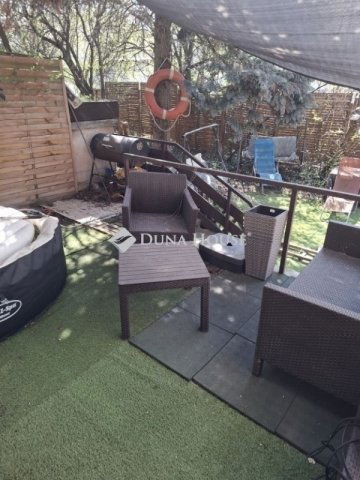 Eladó családi ház, Szentendrén 95.9 M Ft, 3 szobás