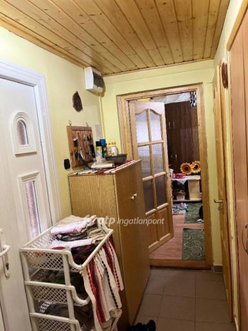 Eladó téglalakás, Pécsett 47.9 M Ft, 2 szobás