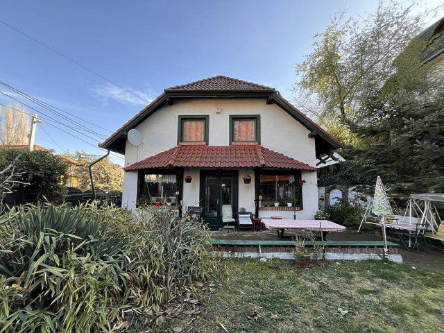 Eladó családi ház, Budapesten, III. kerületben 189.9 M Ft