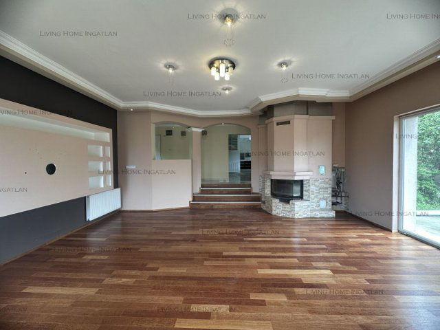 Eladó családi ház, Pilisborosjenőn 188 M Ft, 8 szobás