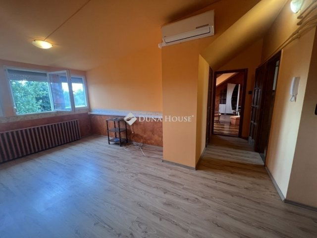 Eladó téglalakás, Hódmezővásárhelyen 45 M Ft, 2+1 szobás