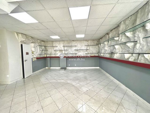 Eladó üzlethelyiség, Budapesten, III. kerületben 290 M Ft