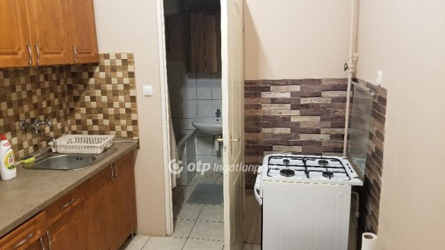 Eladó téglalakás, Budapesten, VIII. kerületben 58 M Ft, 1 szobás