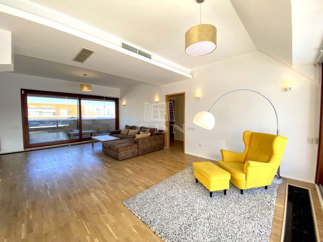 Eladó téglalakás, Budapesten, VII. kerületben 756.86 M Ft