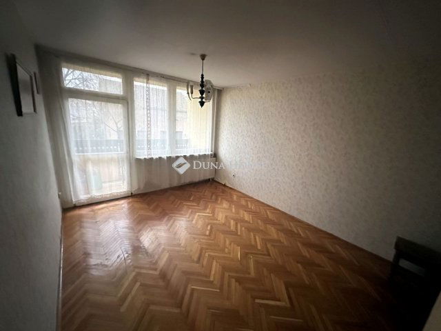 Eladó panellakás, Nyíregyházán 36.2 M Ft, 2 szobás