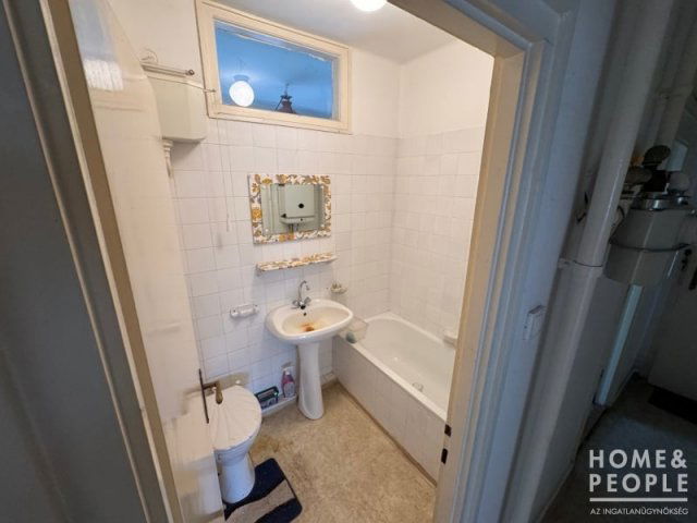 Eladó téglalakás, Hódmezővásárhelyen 40 M Ft, 2 szobás