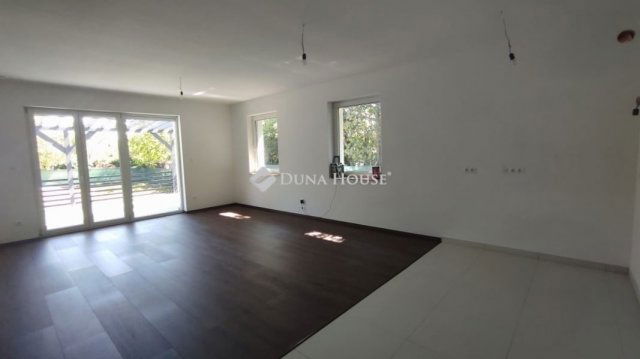 Eladó családi ház, Érden 145 M Ft, 4 szobás