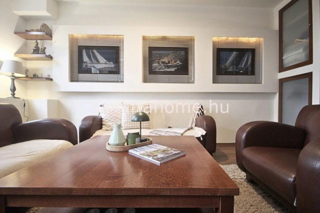 Eladó téglalakás, Szombathelyen 59.9 M Ft, 3 szobás