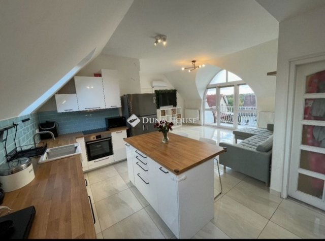 Eladó téglalakás, Budapesten, XVIII. kerületben 86.5 M Ft