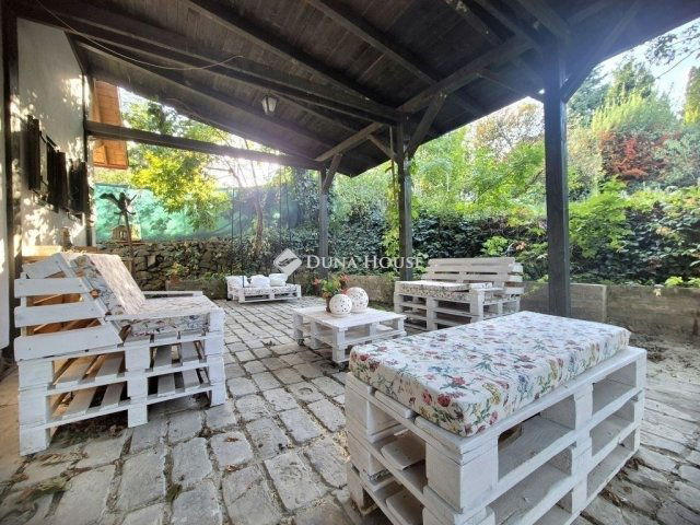 Eladó családi ház, Tahitótfalun 119 M Ft, 4+1 szobás