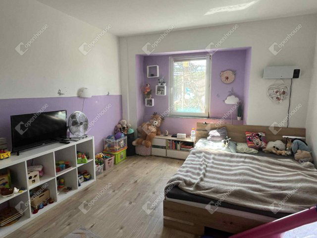 Eladó téglalakás, Nagycenken 45 M Ft, 3 szobás