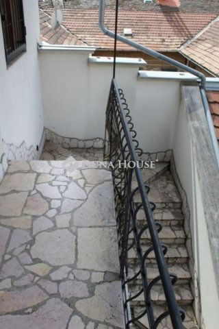 Eladó téglalakás, Budapesten, VIII. kerületben 98 M Ft, 3 szobás