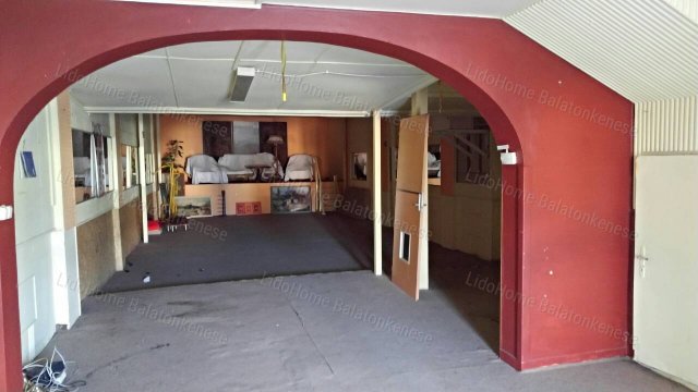 Eladó üzlethelyiség, Enyingen 35.9 M Ft, 1 szobás