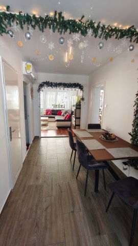 Eladó panellakás, Debrecenben 82.9 M Ft, 4 szobás