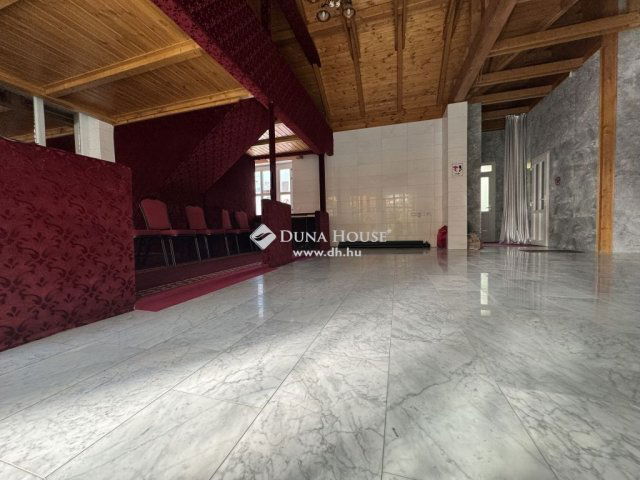 Eladó családi ház, Budajenőn 265 M Ft, 3 szobás