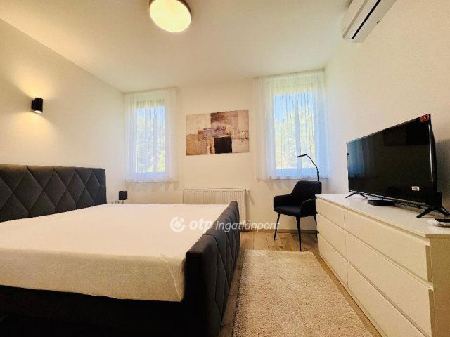 Eladó téglalakás, Debrecenben 72.9 M Ft, 2 szobás