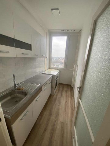 Eladó téglalakás, Nyíregyházán 38 M Ft, 1+1 szobás