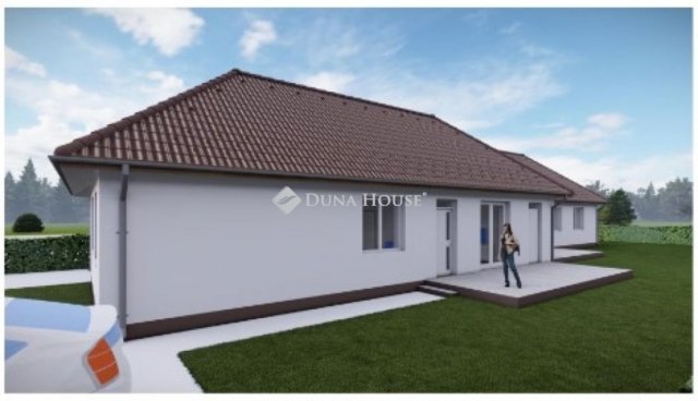 Eladó ikerház, Jászberényben 63.8 M Ft, 4 szobás