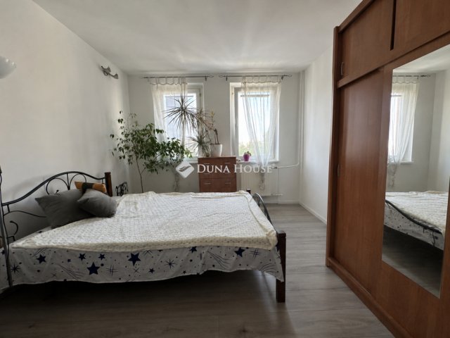 Eladó panellakás, Budapesten, XVII. kerületben 79.5 M Ft
