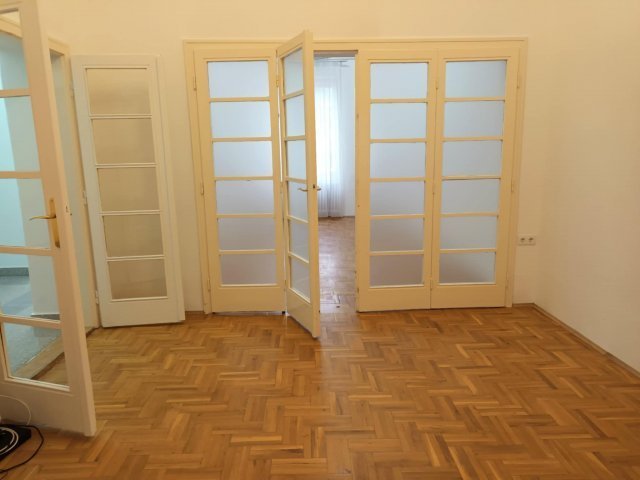 Eladó téglalakás, Debrecenben, Piac utcában 89 M Ft, 3 szobás