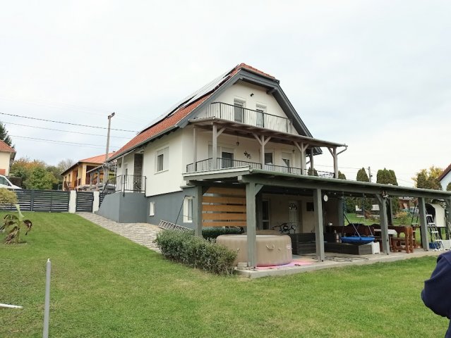 Eladó családi ház, Csatáron 92.5 M Ft, 5+1 szobás