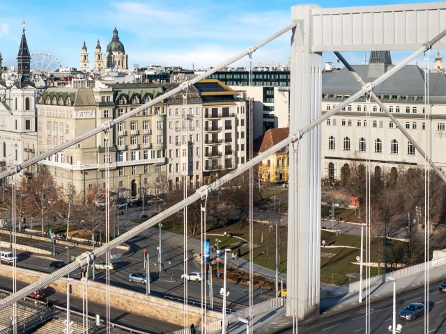 Eladó téglalakás, Budapesten, V. kerületben 878.4 M Ft, 3 szobás