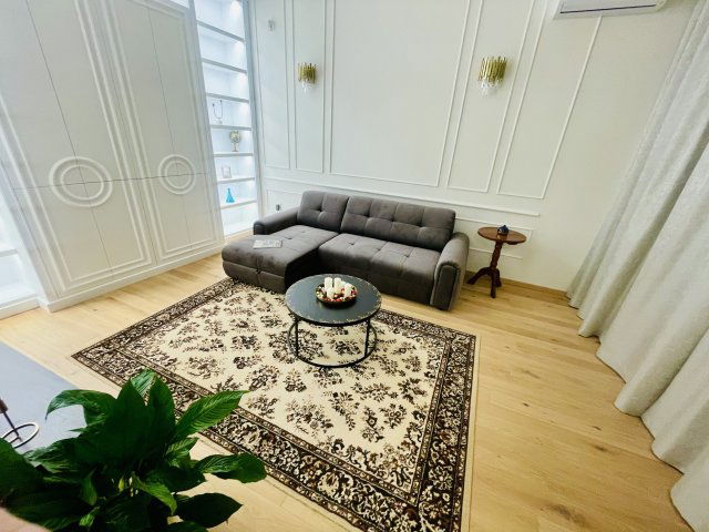 Kiadó téglalakás, albérlet, I. kerületben, Országház utcában