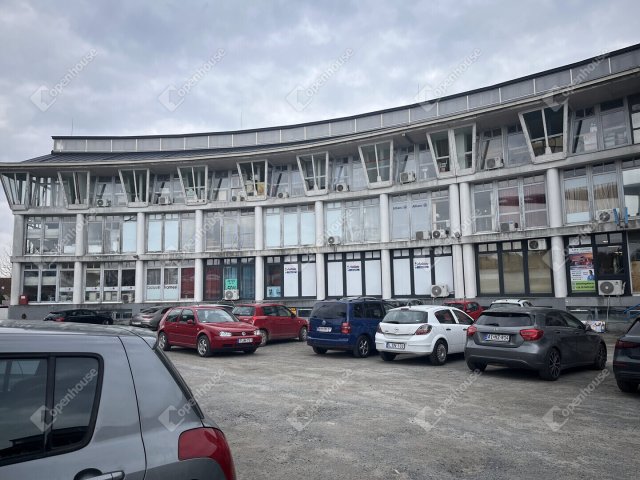 Eladó üzlethelyiség, Sopronban 19.9 M Ft, 1 szobás