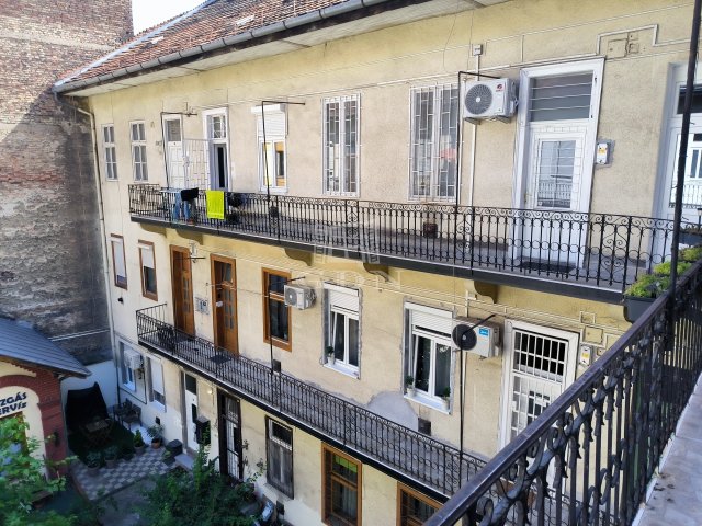 Kiadó téglalakás, albérlet, Budapesten, VII. kerületben