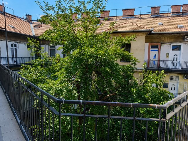 Eladó téglalakás, Budapesten, VIII. kerületben 57.5 M Ft
