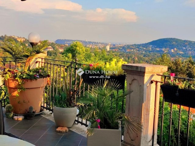 Eladó családi ház, Budapesten, II. kerületben 1193.5 M Ft