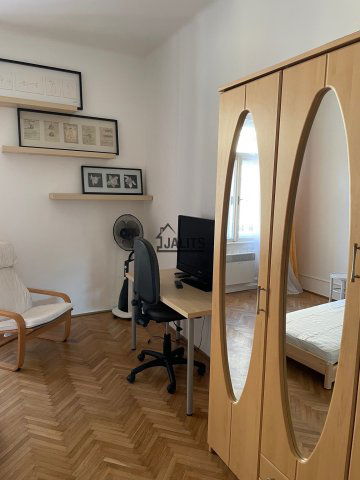 Kiadó téglalakás, albérlet, IX. kerületben, Bakáts téren