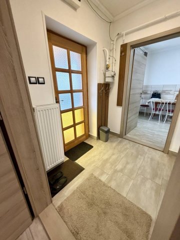 Eladó téglalakás, Komáromban 35 M Ft, 1 szobás