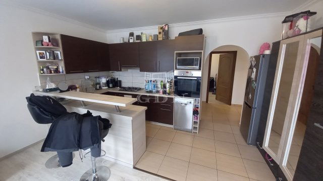 Eladó panellakás, Veszprémben 50.9 M Ft, 2+1 szobás