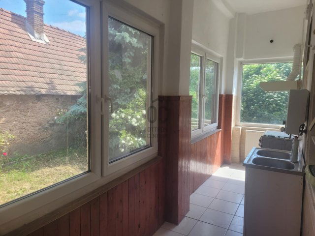 Eladó családi ház, Ürömön 79 M Ft, 3 szobás