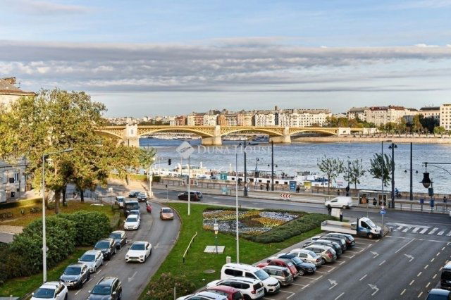 Eladó téglalakás, Budapesten, II. kerületben 289 M Ft, 3 szobás