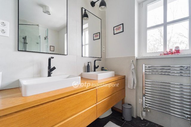 Eladó sorház, Budapesten, II. kerületben 560 M Ft, 4+2 szobás