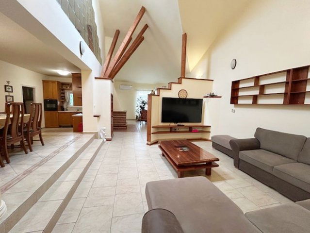 Eladó családi ház, Nyíregyházán 104.9 M Ft, 4 szobás